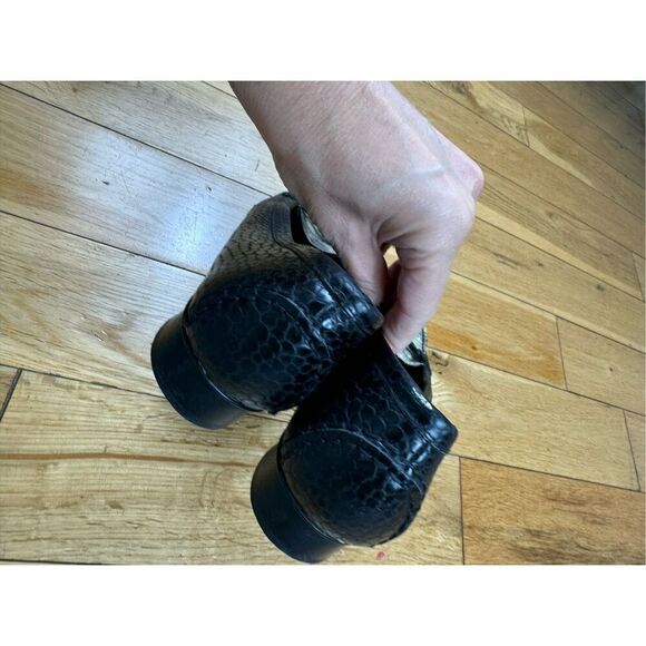 Stuart Weitzman Womens Mary James size 8.5 - Picture 4 of 5